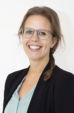 Speelman, mw. S.