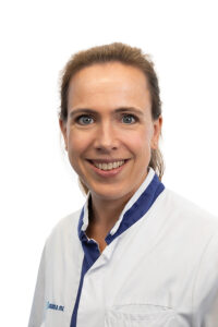 Bruyn, mw. dr. J.R. de